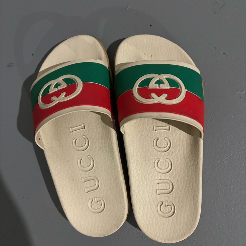 Women Gucci slides